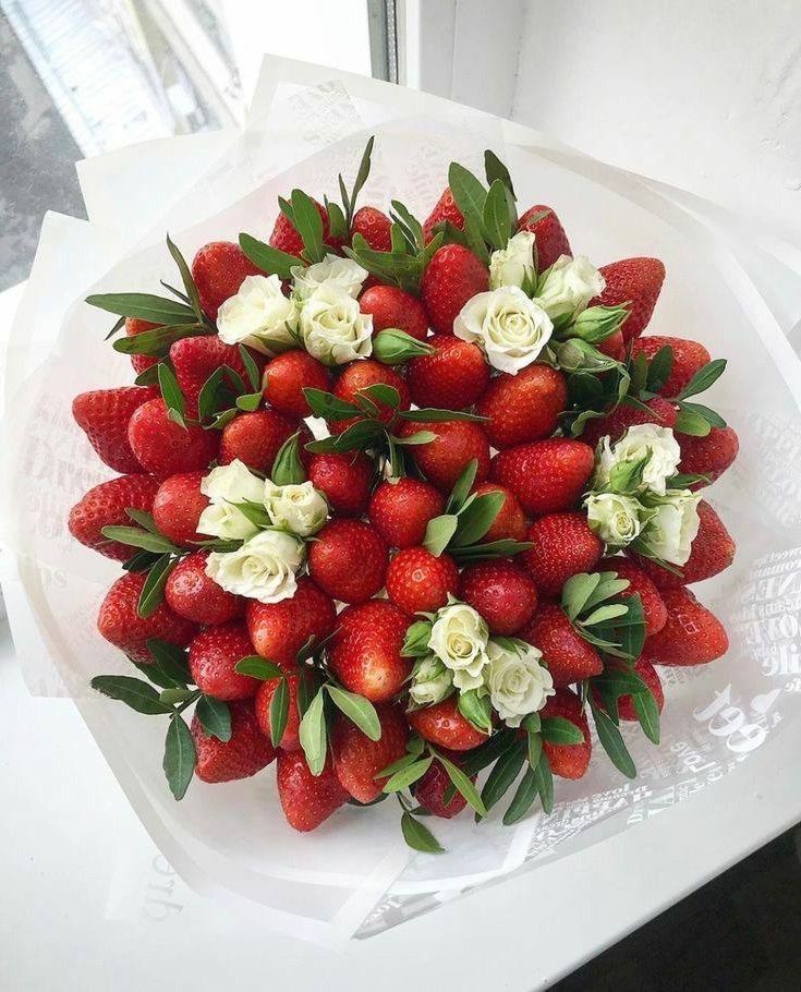 Клубника со сливками №2 в Москве