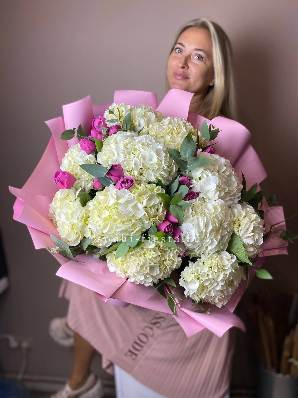 Макси-букет Wildberry №2 в Москве