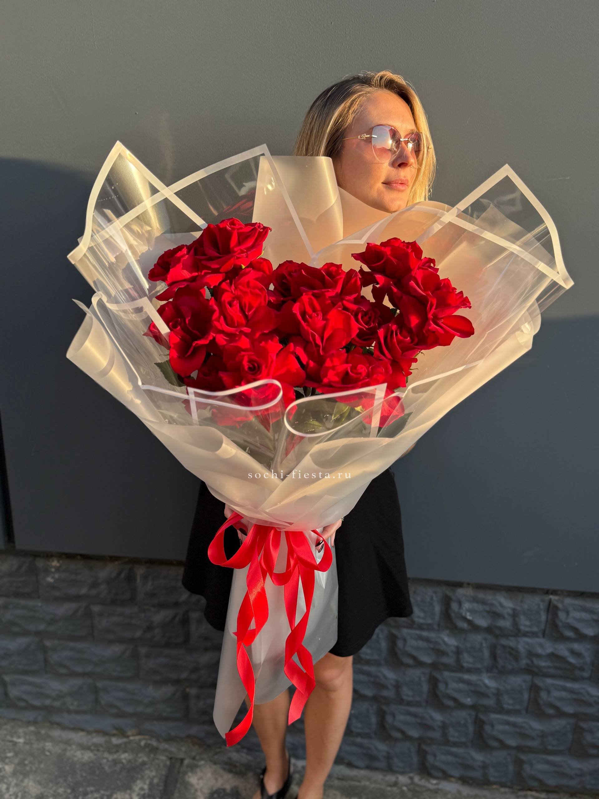  Букет  высоких роз 15 шт в Москве