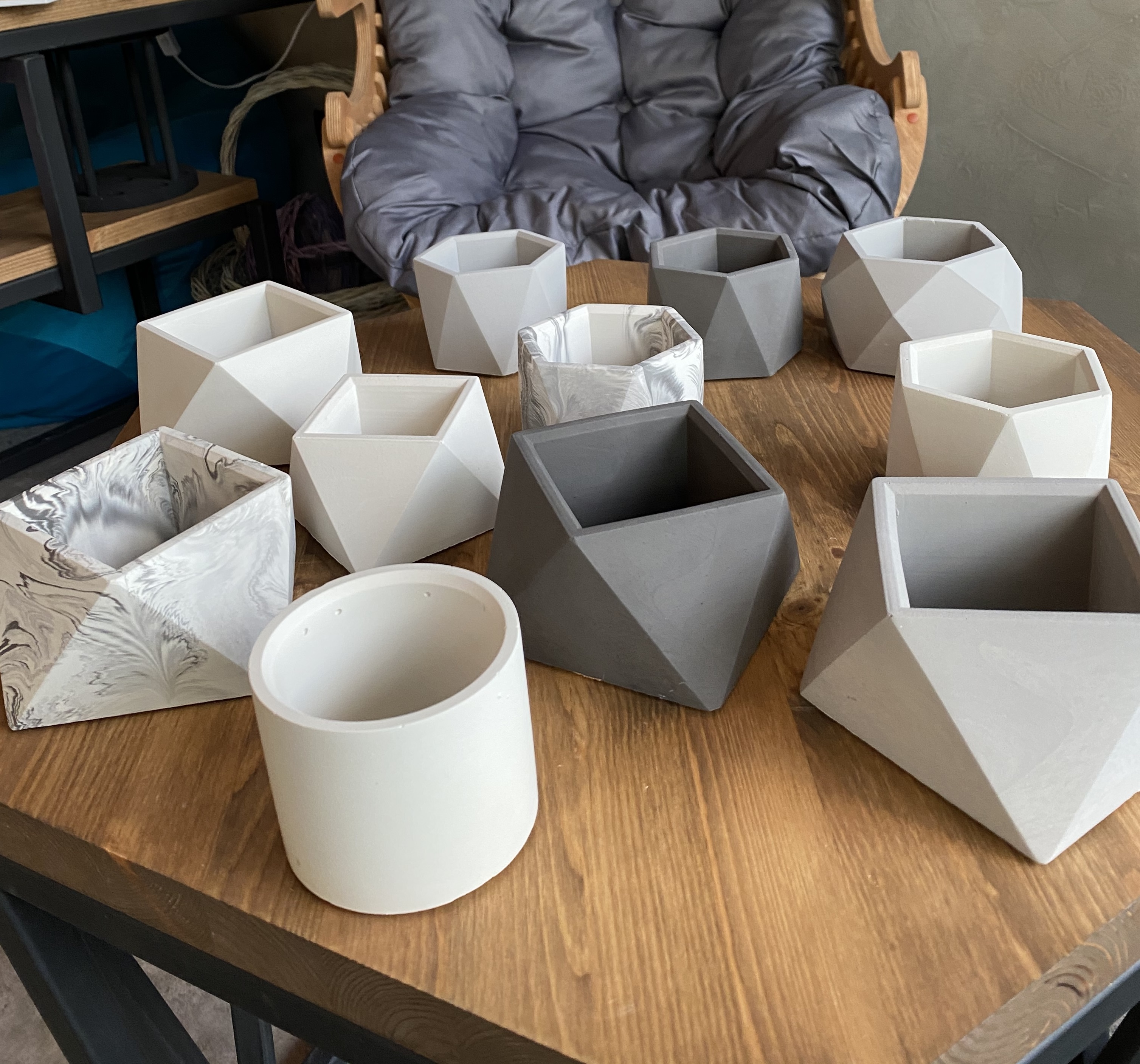 Дизайнерское кашпо в Москве