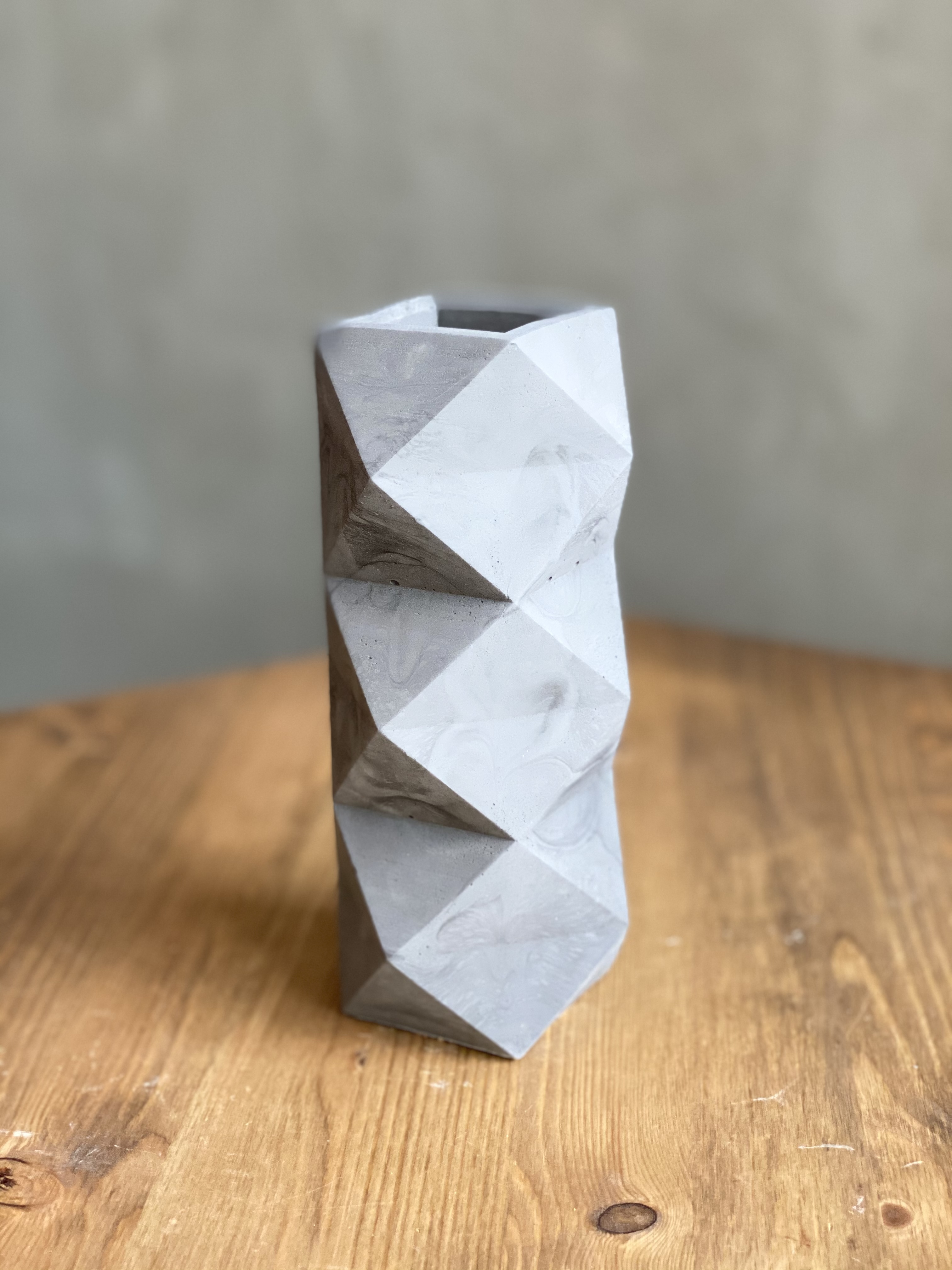 Дизайнерская ваза №1 в Москве