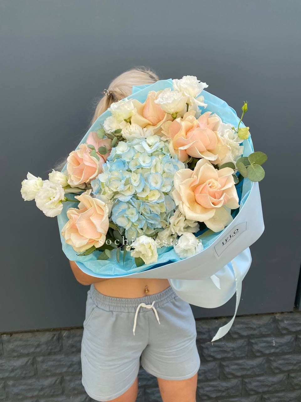 Сборный букет "Голубой закат" в Москве