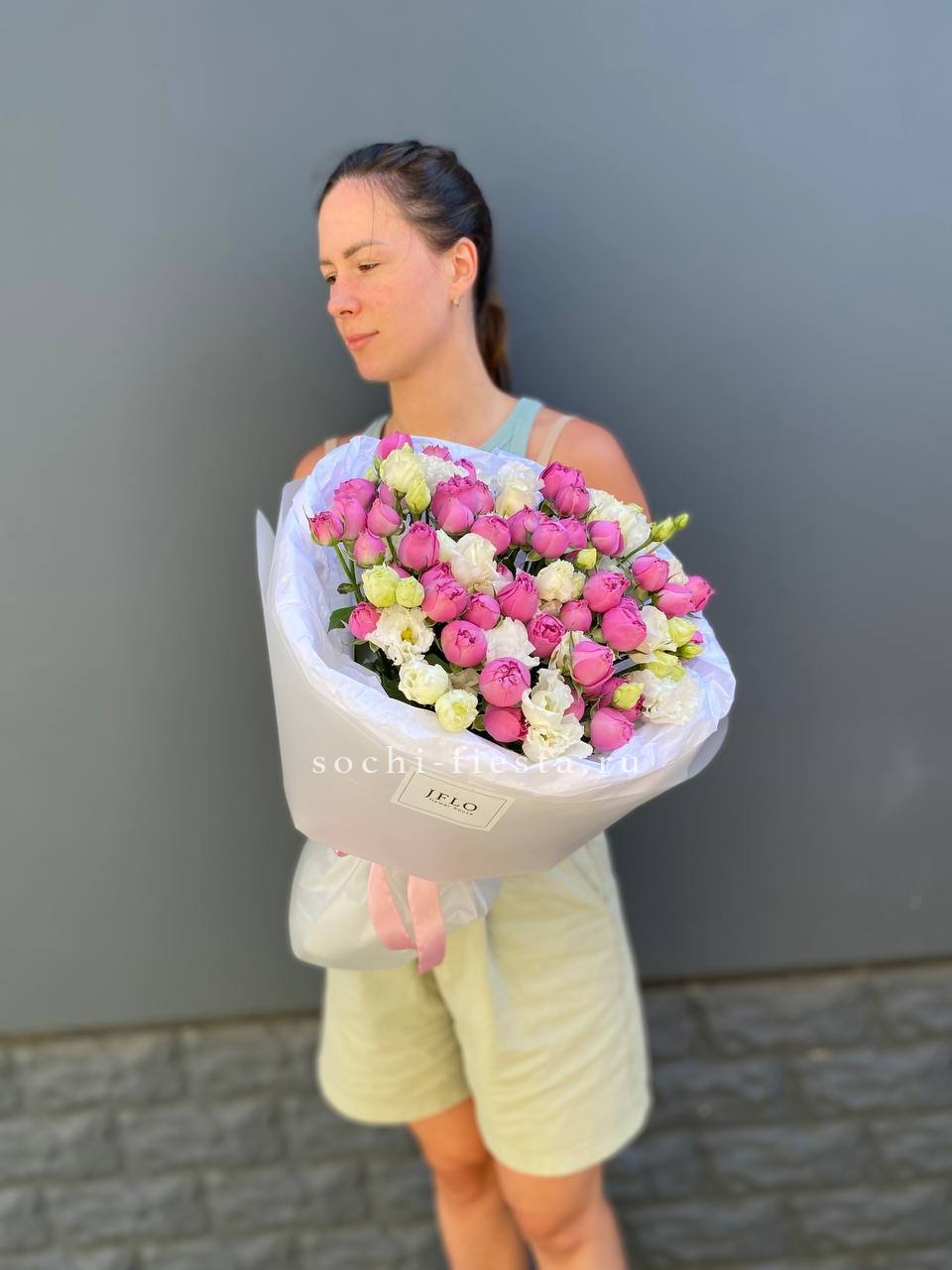  Букет " Mixit" с доставкой в Москве