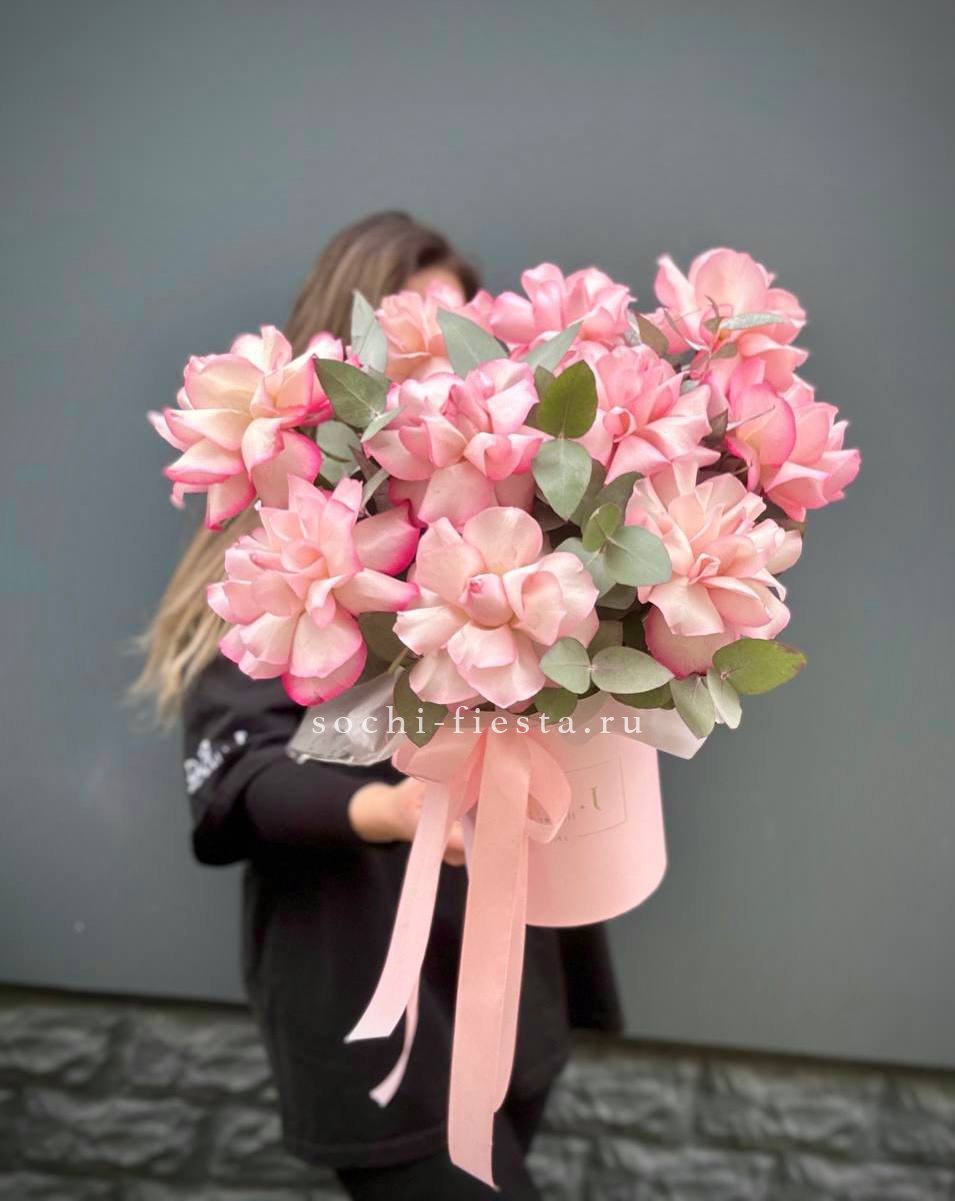 11 Фрунцузских роз "Венди" в Москве