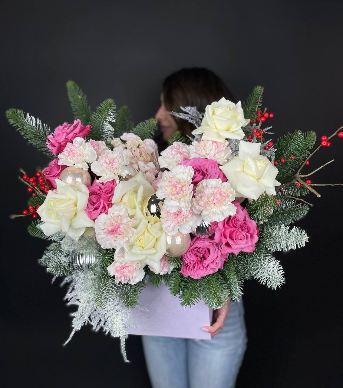 Авторский бокс "Peony & Christmas tree" в Москве