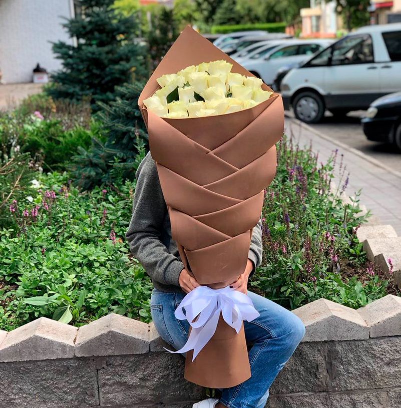 Голландские розы J'adore в Москве