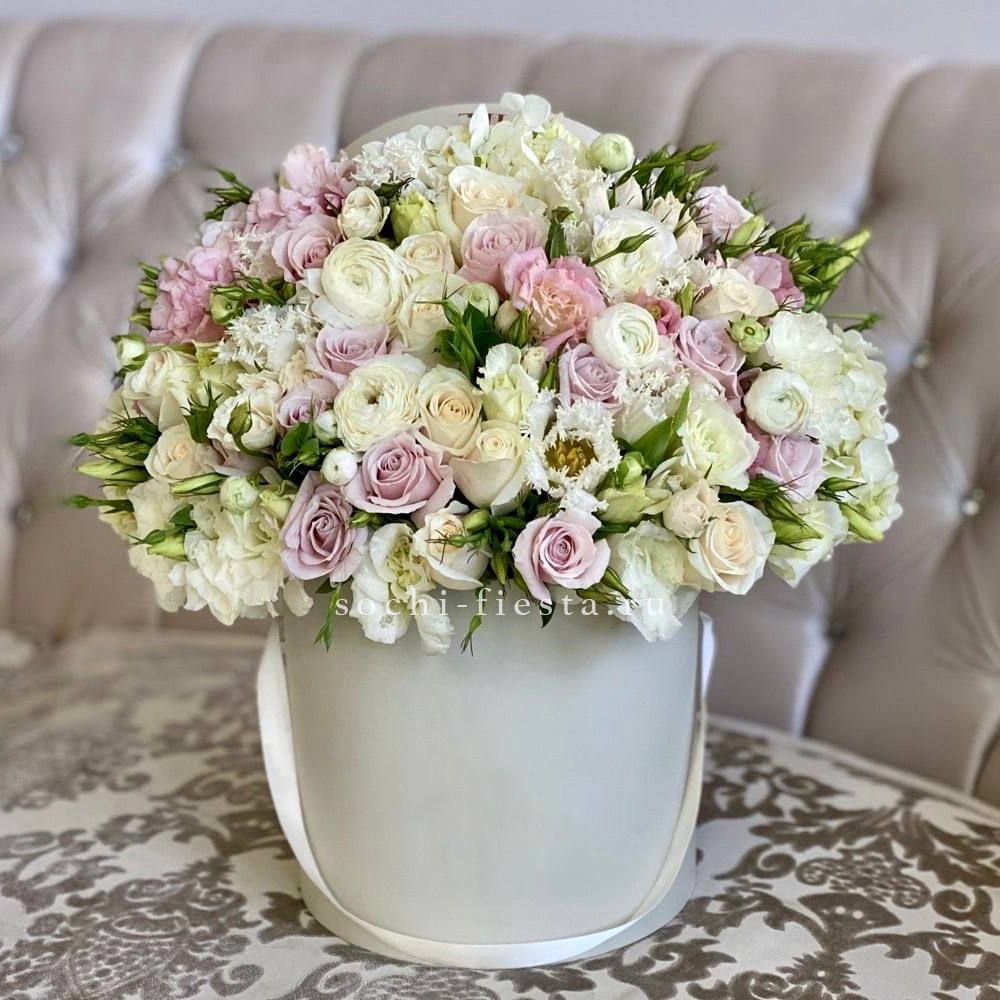 Цветочный бокс "LOVING" в Москве