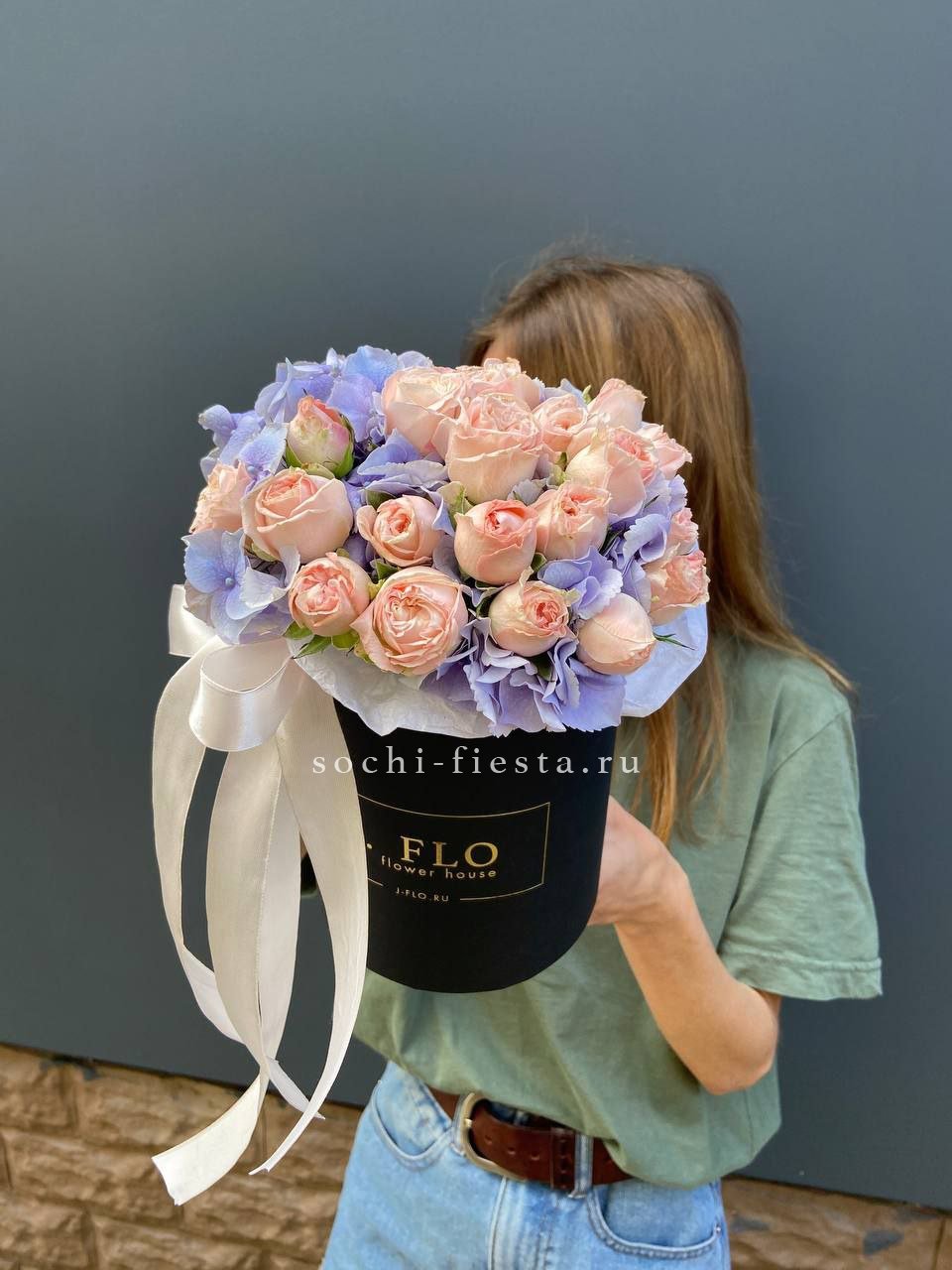 FLOWERBOX MOON 1 в Москве