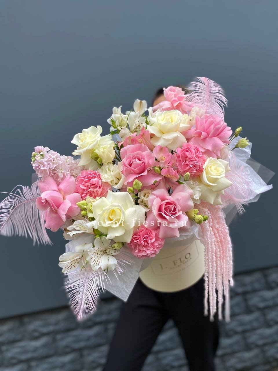 Дизайнерский бокс "Lovely" с доставкой в Москве