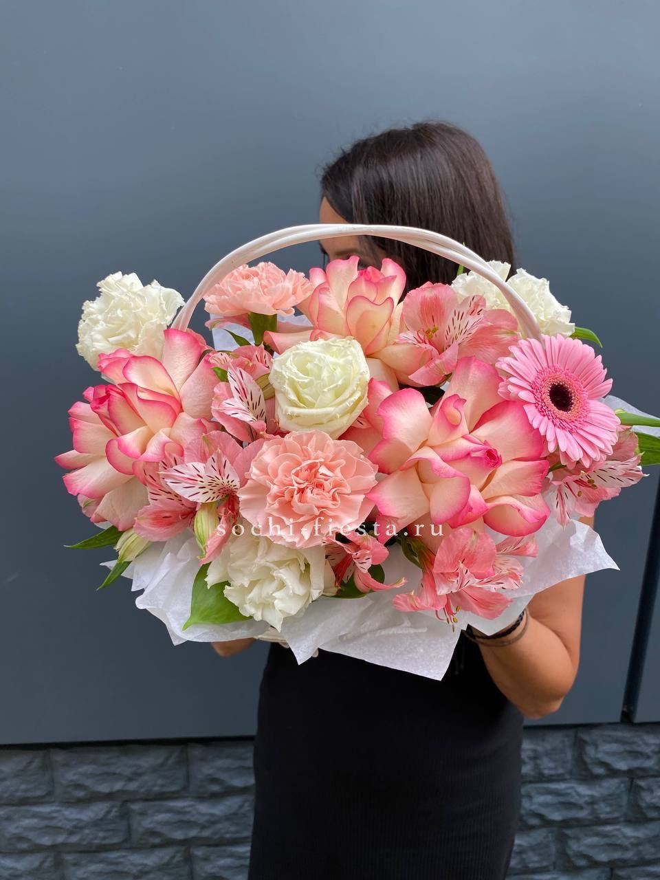 Летняя корзина №2 с доставкой в Москве