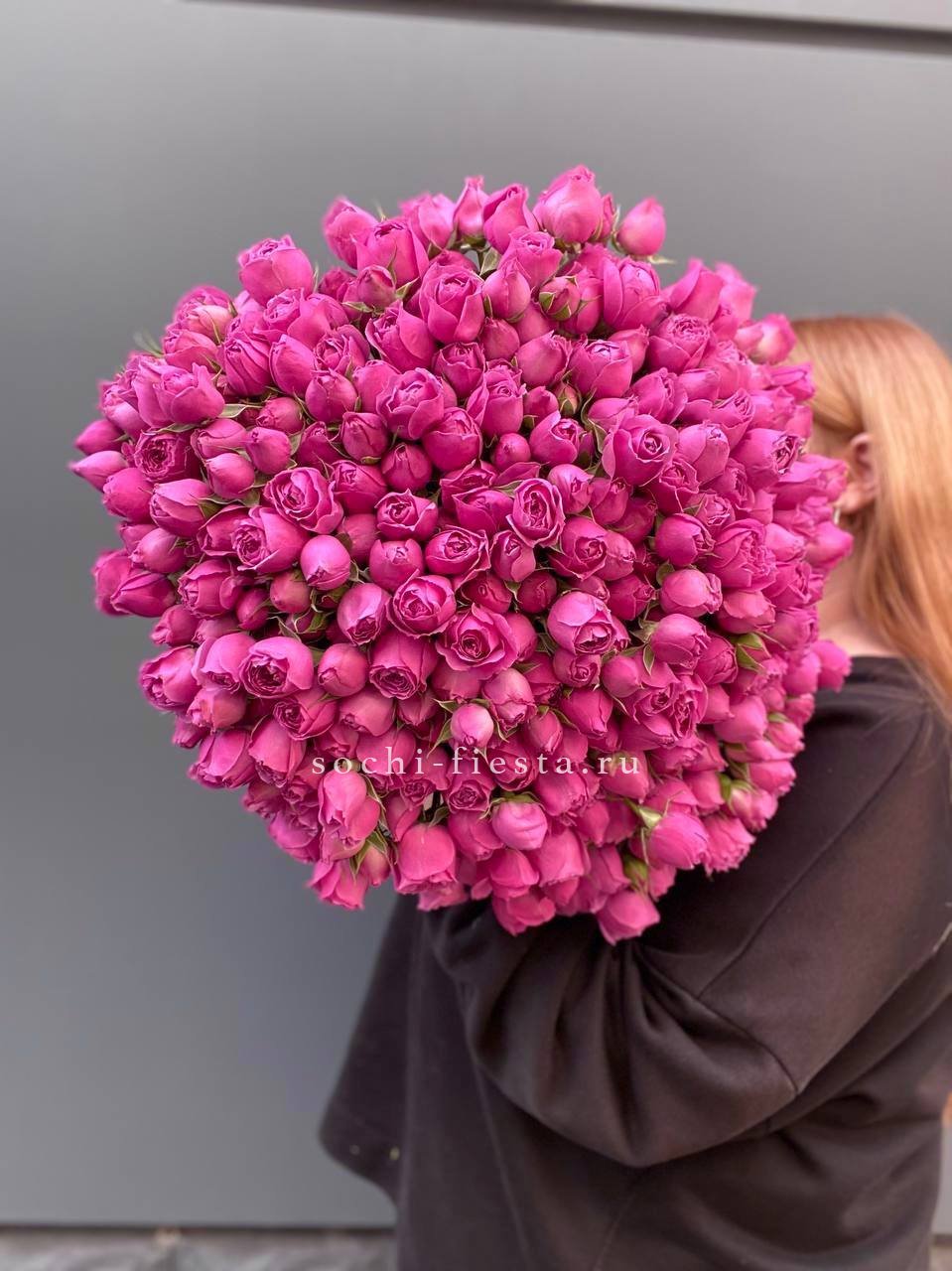 101 пионовидная Мисти Баблс в Москве