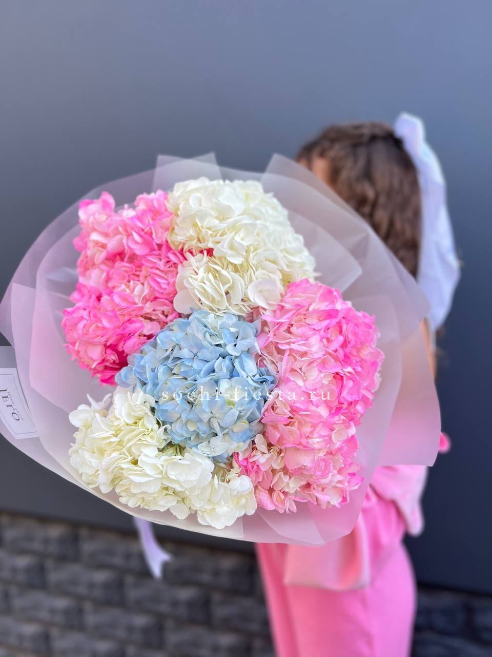 7 гортензий микс в Москве