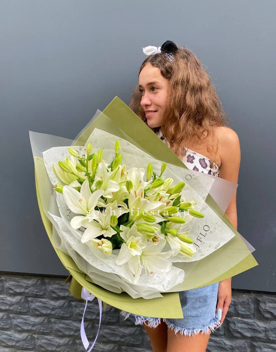 Букет  лилий "Изумруд" в Москве