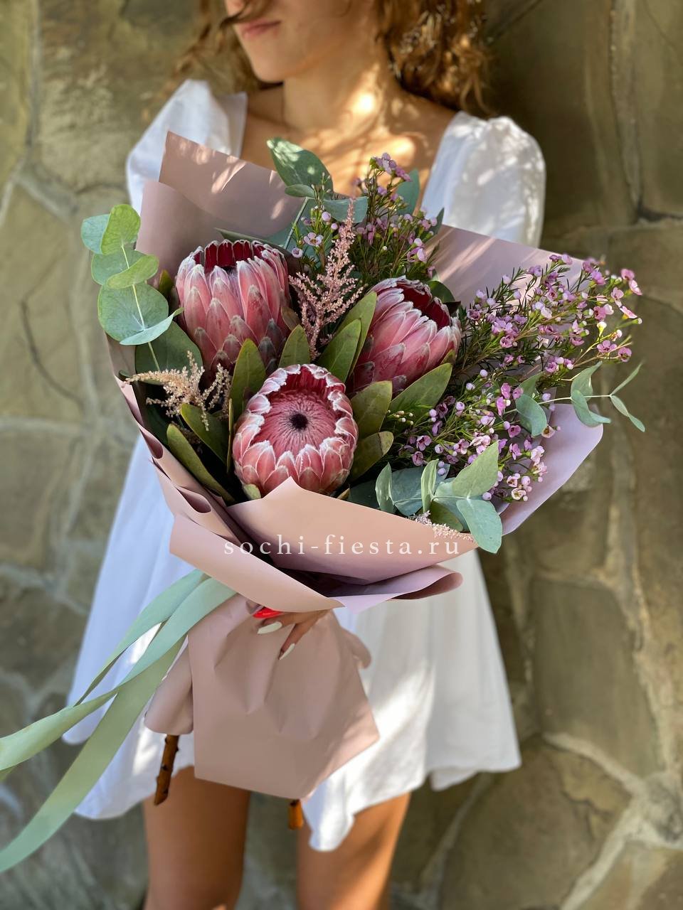 Букет из протеи Клеопатра  в Москве