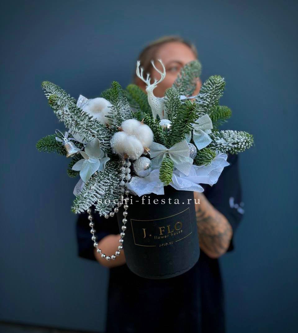 Композиция "Merry Christmas Box WHITE" в Москве