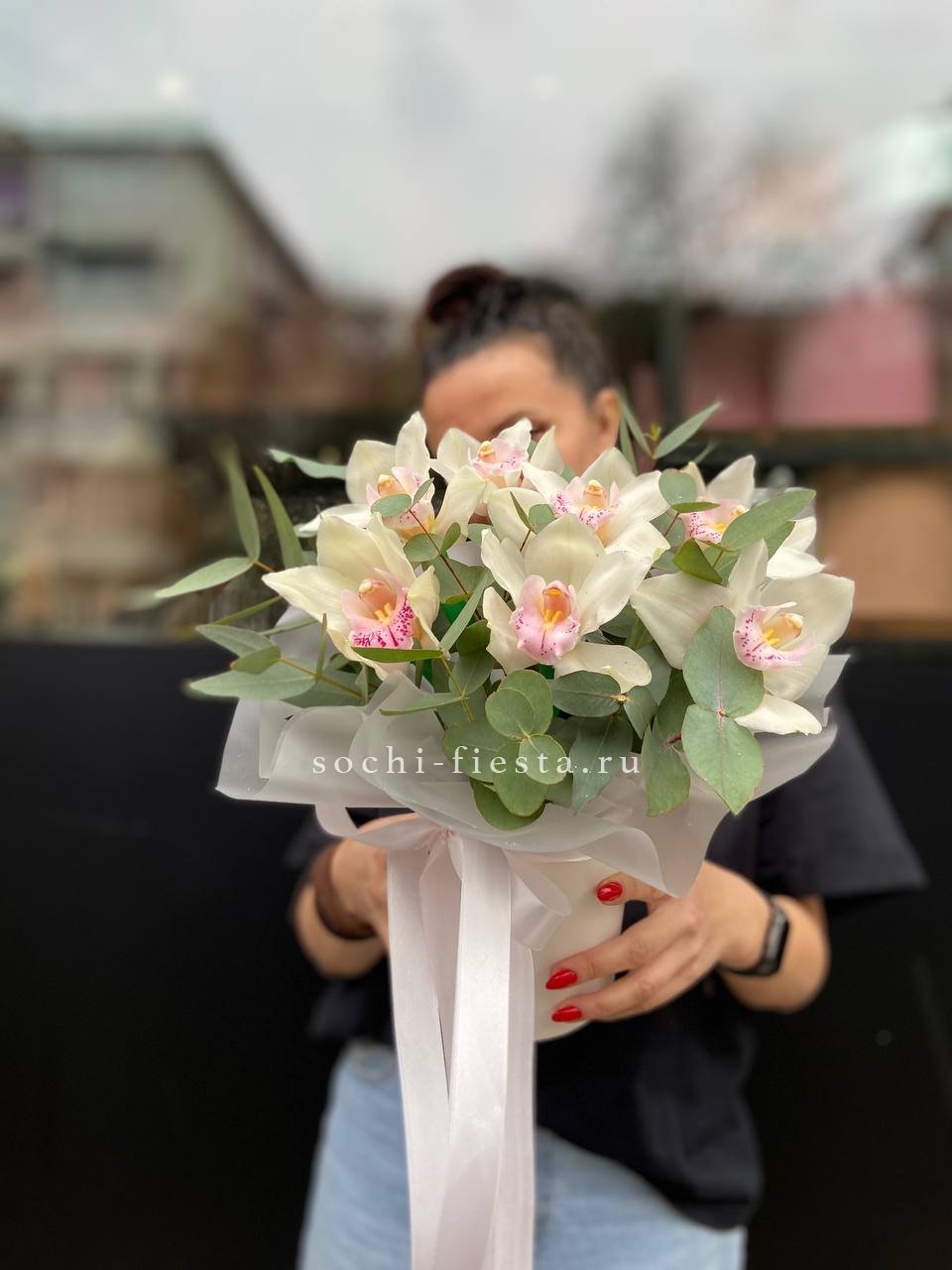 Бокс с орхидеями в Москве