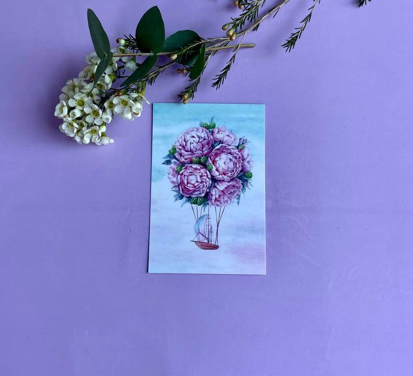 Открытка к букету "Pion aerostat" в Москве