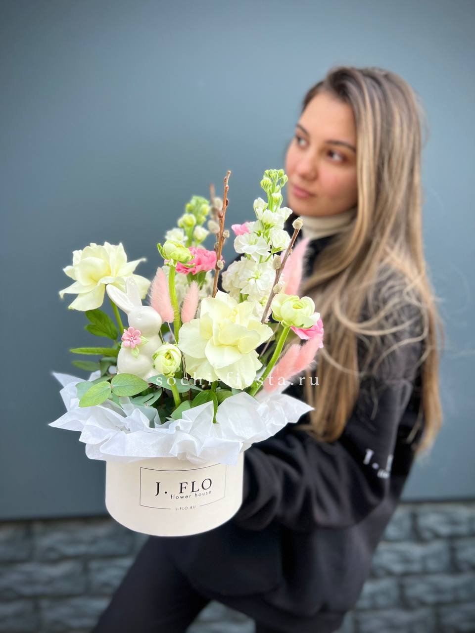 Цветочный бокс "Пасхальная композиция" в Москве