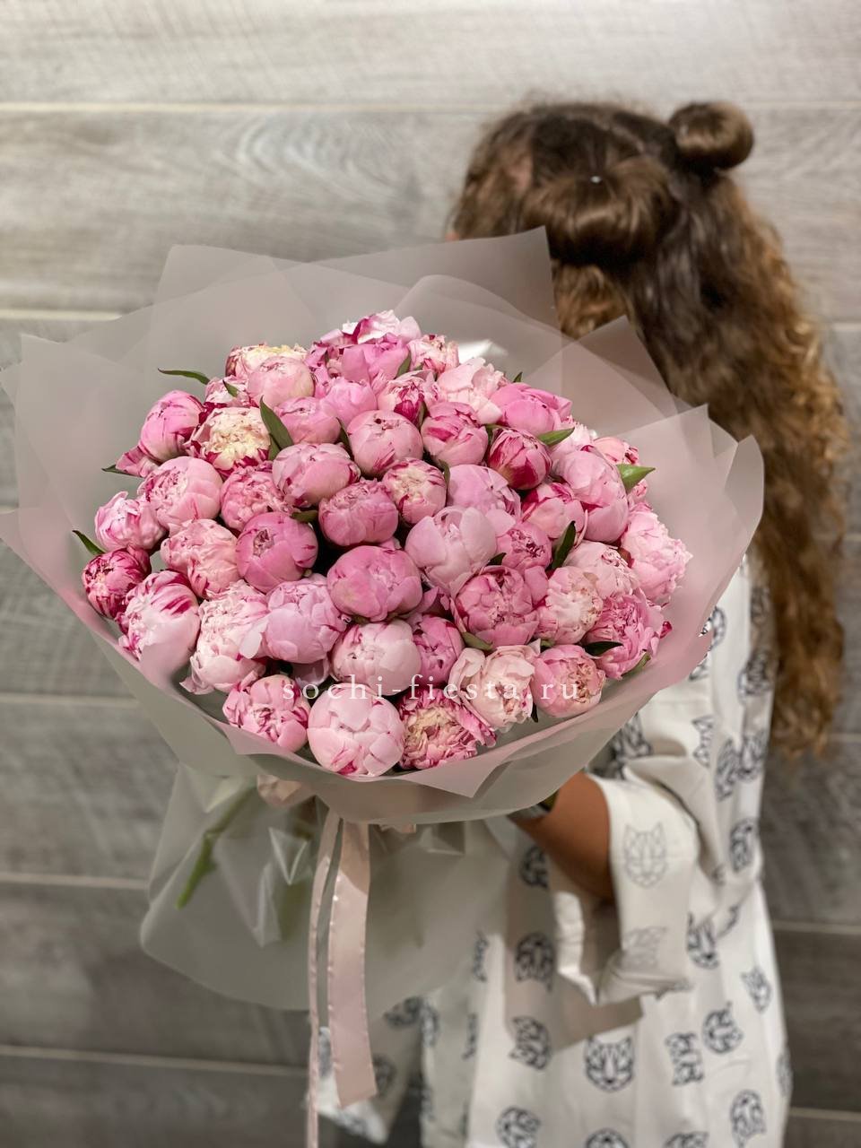 51 розовый пион в Москве