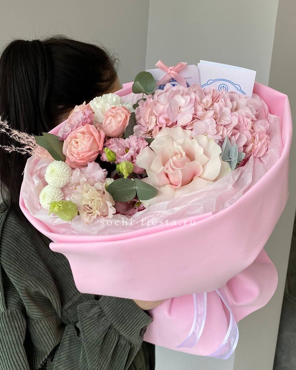 Авторский букет "Pinky" в Москве