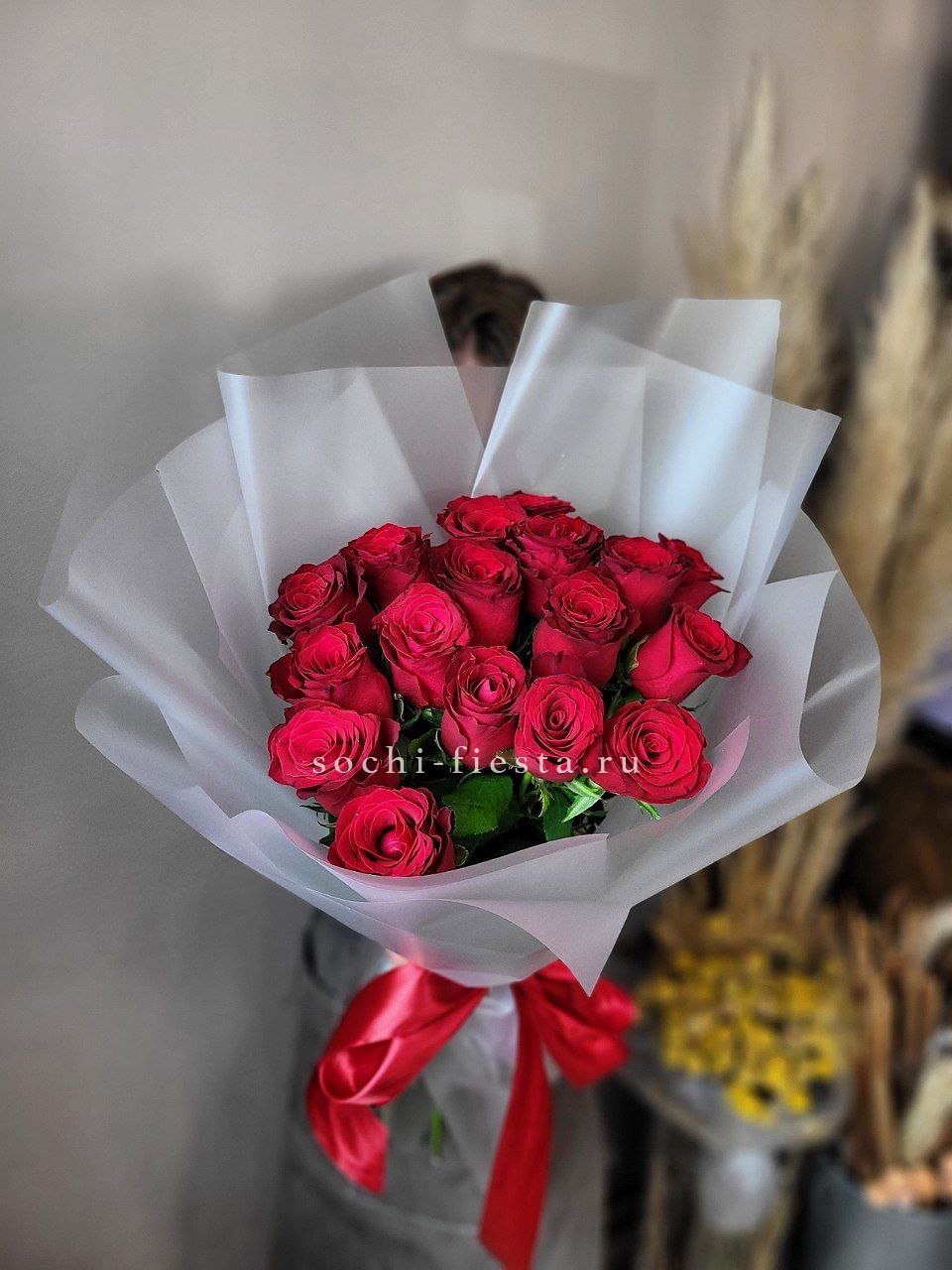 17 красных роз "Нет времени ждать" в Москве