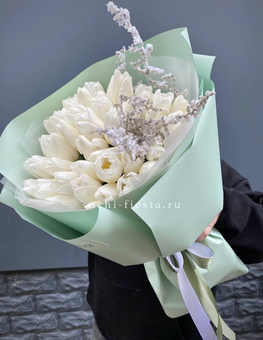 Букет белых тюльпанов Bianco в Москве