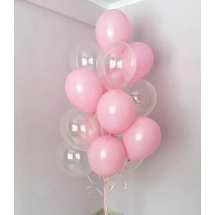 Облако шаров "Пур-пур" в Москве