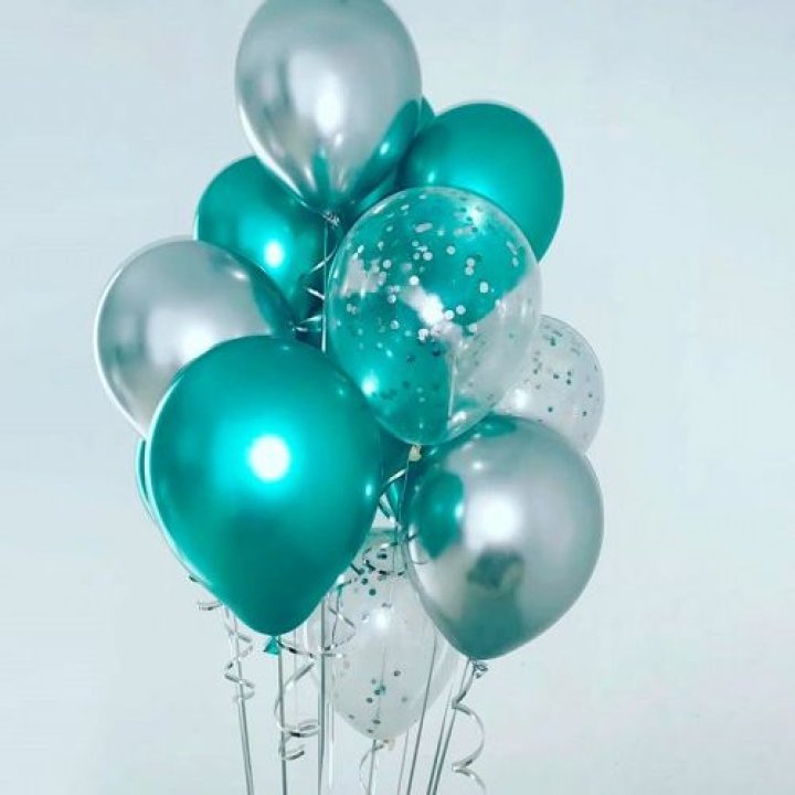 Фонтан шаров "Изумрудный" в Москве