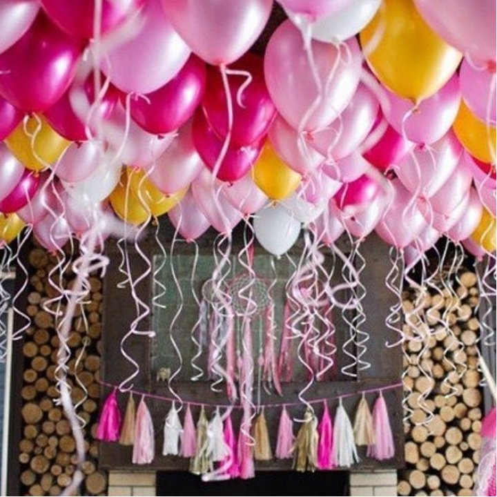 Облако шаров икс икс иксель в Москве