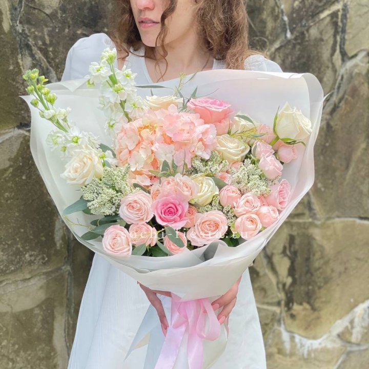 Дизайнерский букет №26 в Москве