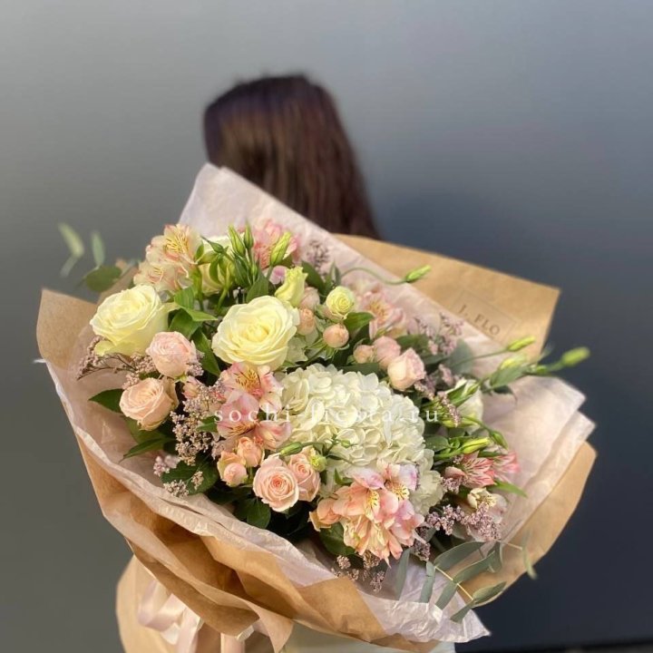 Дизайнерский букет №1 в Москве