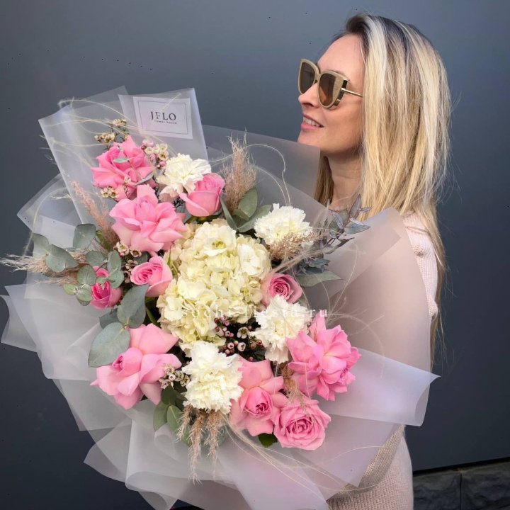 Авторский букет "Гармония" в Москве