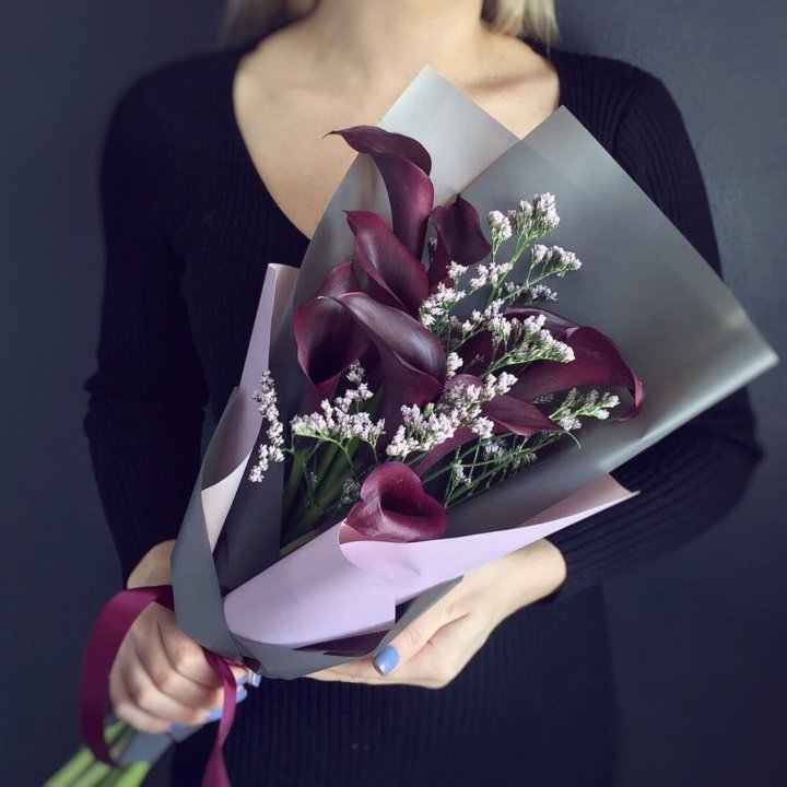 Букет фиолетовых калл в Москве