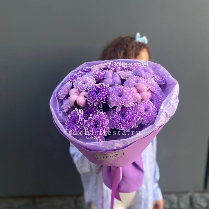 Хризантемы с хлопком в Москве