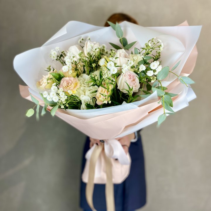 Дизайнерский букет "Элли" в Москве