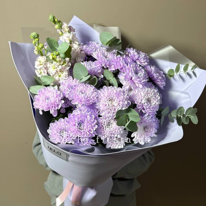 Дуо хризантема и маттиола в Москве