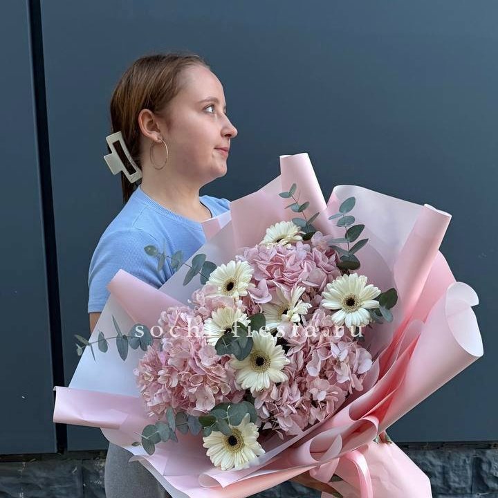 Букет "Знак любви" в Москве