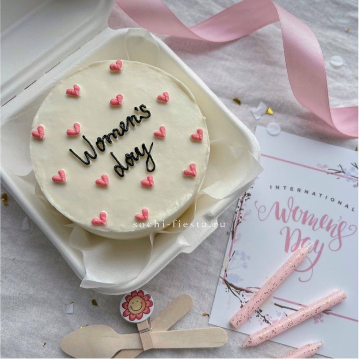 Бенто-торт "Дорогим женщинам"  в Москве