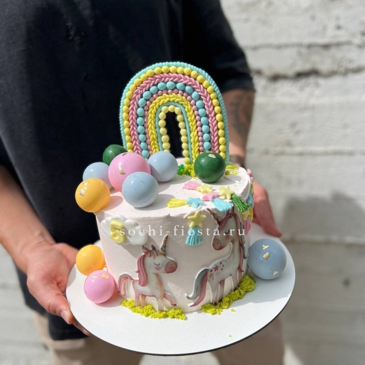 Торт "Радуга с единорогом" с доставкой в Москве