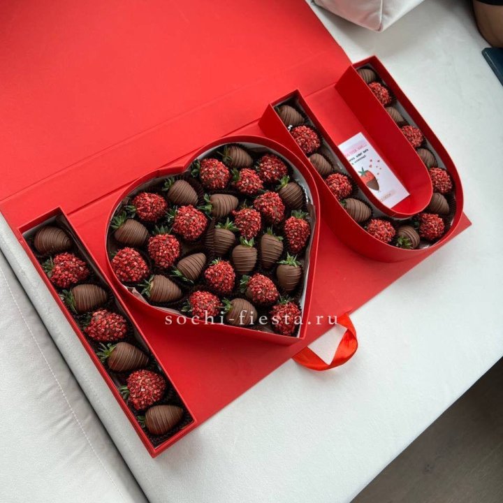 Клубника в шоколаде "Я люблю тебя" в Москве