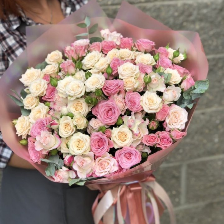 21 кустовая роза в Москве