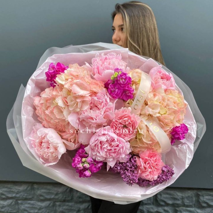  Букет "Фловер пионс" в Москве