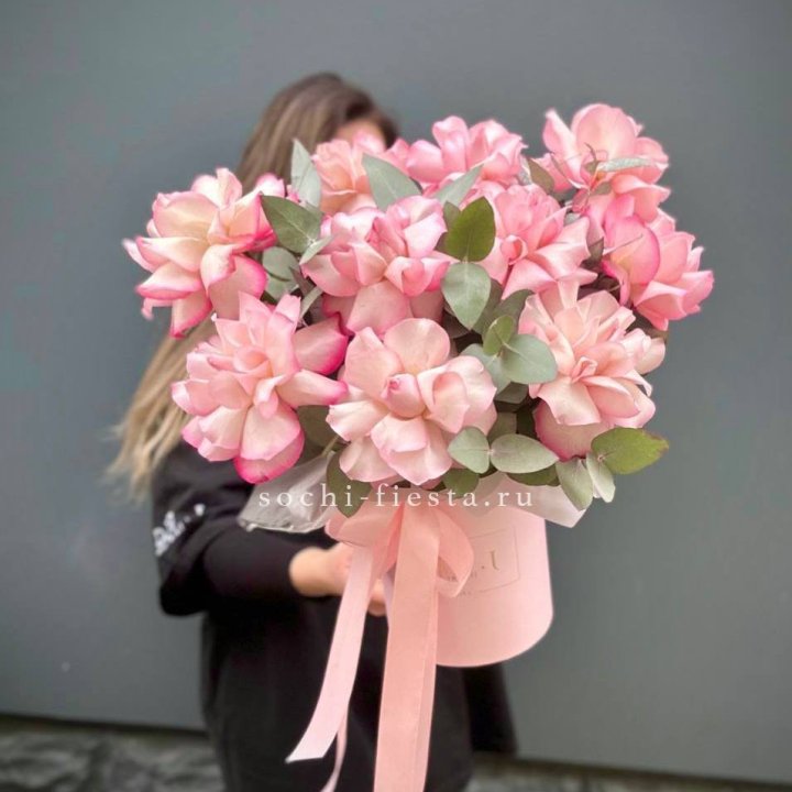 11 Фрунцузских роз "Венди" в Москве