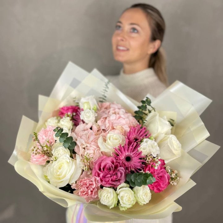 Дизайнерский букет "Мелоди" в Москве