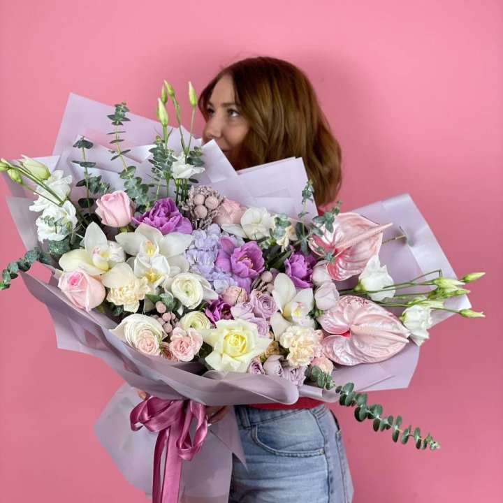 Дизайнерский букет "Вероника" в Москве