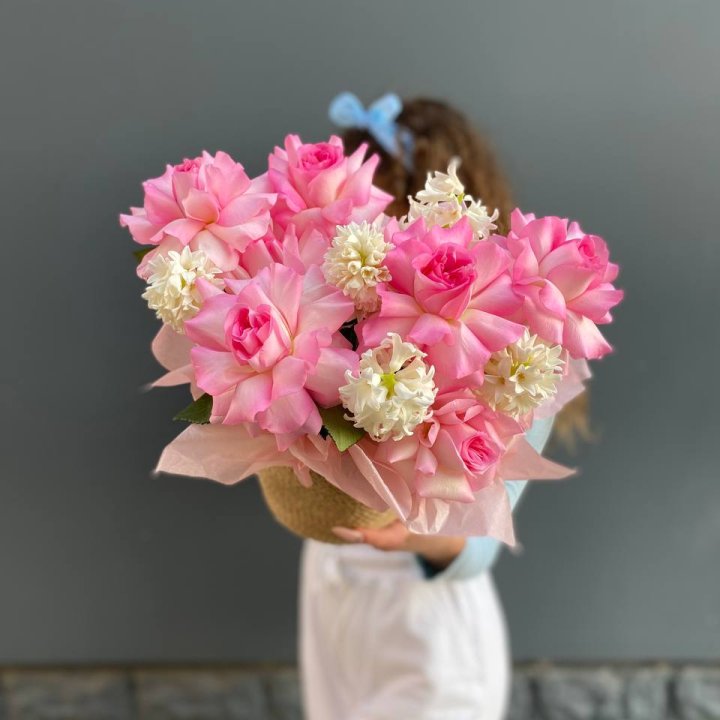 Дуо розы и гиацинты с доставкой в Москве