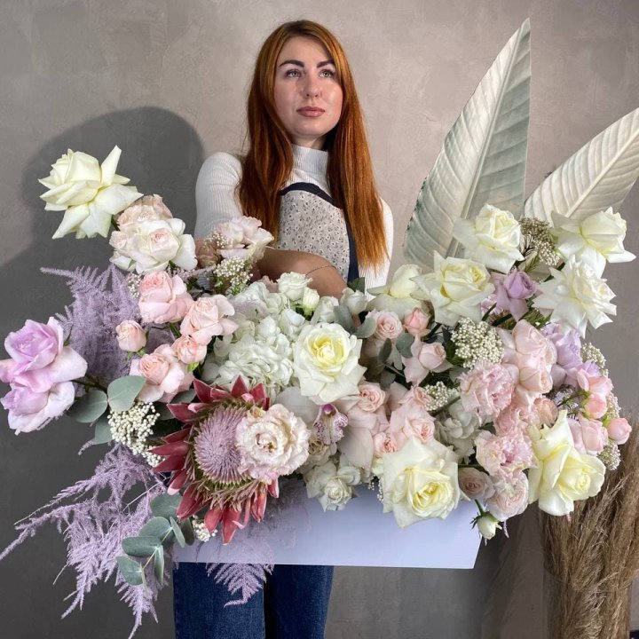 Авторский бокс "Лейтмотив" в Москве