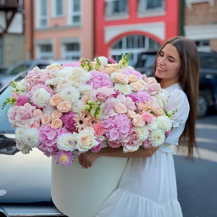 Дизайнерский цилиндр "Мелиса" в Москве