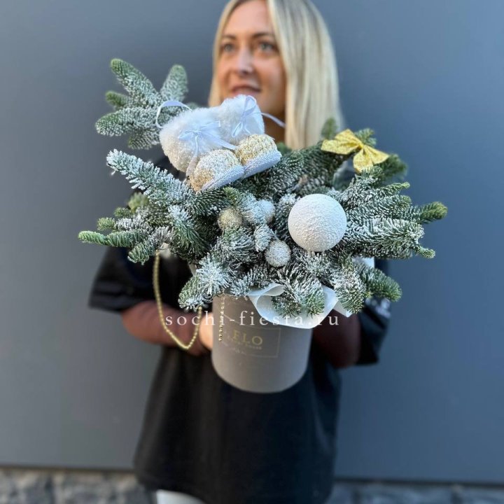 Новогодний бокс "Ботс голд" в Москве