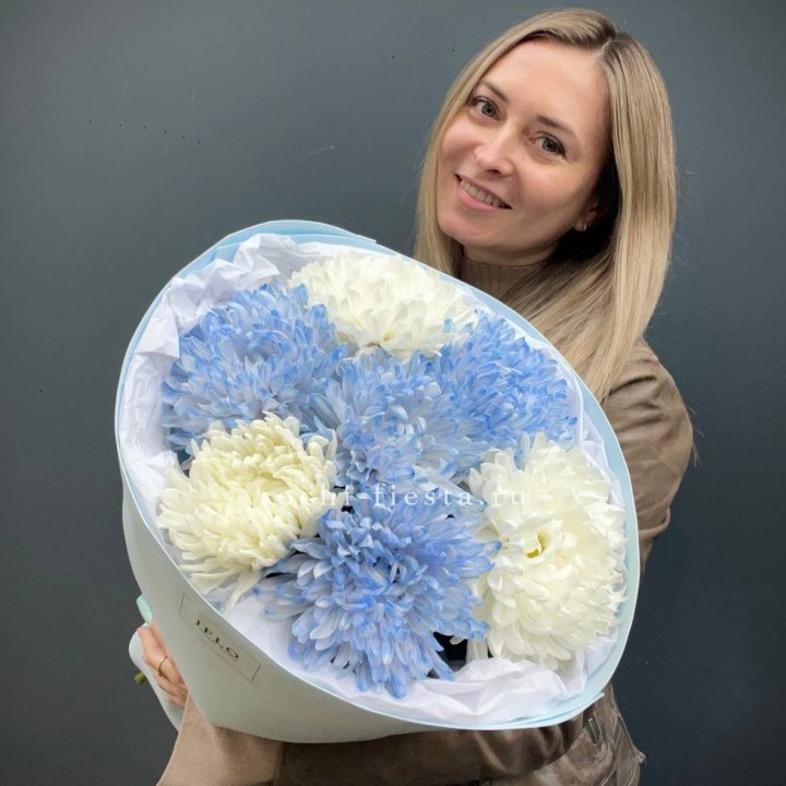 Букет из 7 хризантем  в Москве